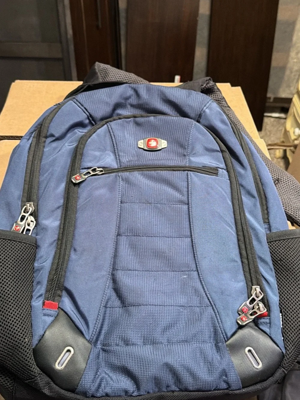 SwissGear Blue Men's Commuter Laptop Backpack with Red Accents